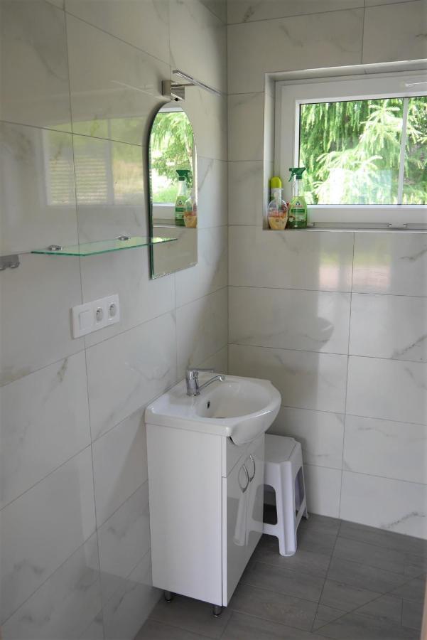 Domki Pod Groniem คาชินาวิเอลกา ภายนอก รูปภาพ